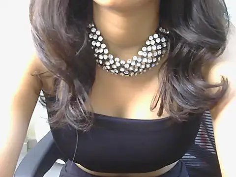 Your queen 68 online show from 11/12/25, 06:17