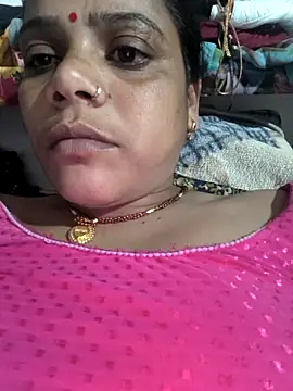 Hot suini online show from 02/11/26, 04:07