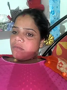 Hot suini online show from 01/11/26, 06:04