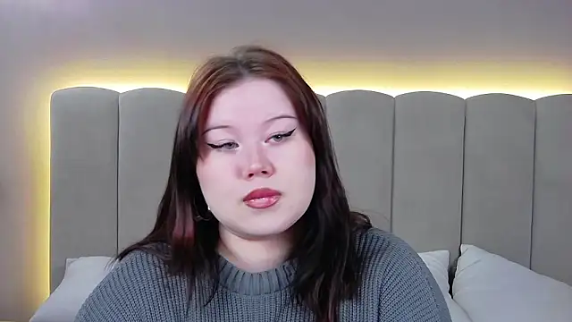 Snapshot of EvaNova_ chatting on 02/25/26, 04:23 EvaNova online show from 02/25/26, 04:23