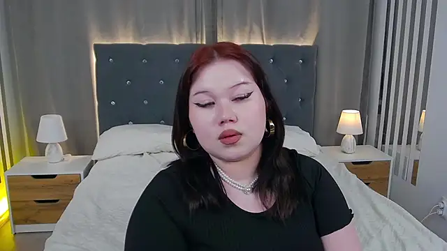 EvaNova  online show from 12/20/25, 04:32