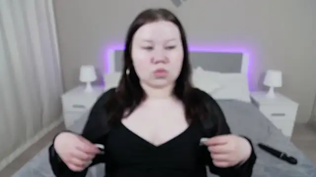 EvaNova  online show from 11/19/25, 04:34