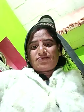 Quin love143 online show from 11/12/25, 10:35