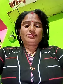 Quin love143 online show from 11/15/25, 11:09