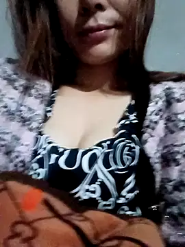 Lyla john online show from 01/10/26, 01:34