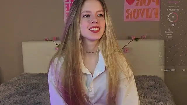 TiffinyMergist online show from 12/01/25, 07:37