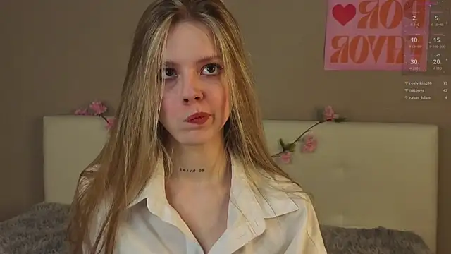 TiffinyMergist online show from 12/04/25, 08:30