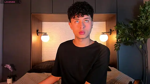 Noah dupont  online show from 11/17/25, 11:47