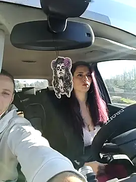 Snapshot of MickNanaa chatting on 11/27/25, 10:16 MickNanaa online show from 11/27/25, 10:16