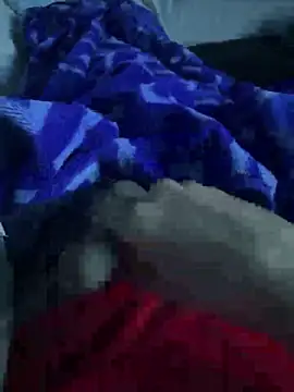 groschibre40100 online show from 12/18/25, 10:24