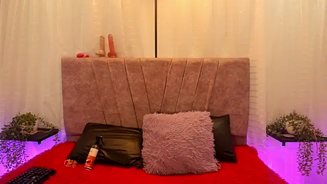 Victoriaa Anderson online show from 06/03/26, 12:39