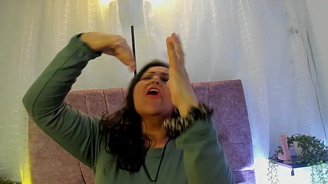 Victoriaa Anderson online show from 03/09/26, 01:14