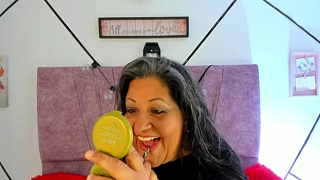 Victoriaa Anderson online show from 02/07/26, 01:08