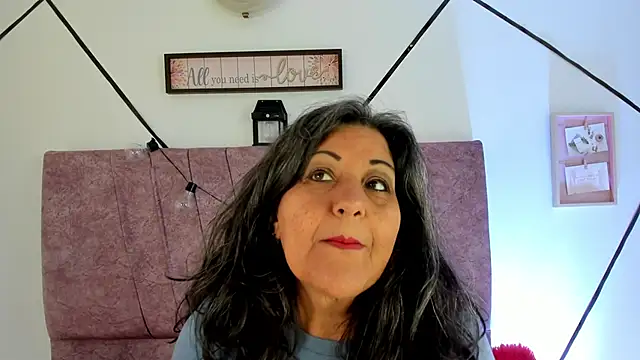 Victoriaa Anderson online show from 02/12/26, 02:28