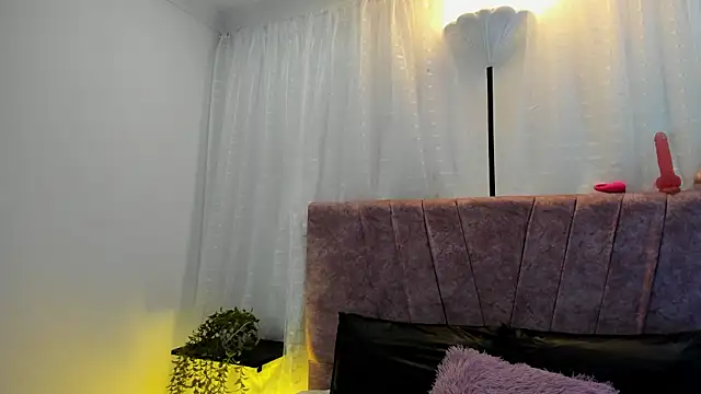 Victoriaa Anderson online show from 03/17/26, 01:58