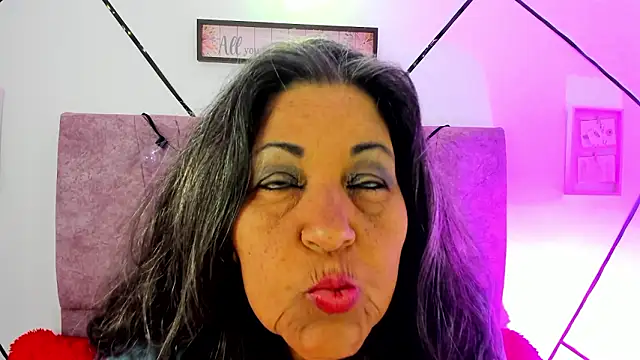 Victoriaa Anderson online show from 02/23/26, 09:26