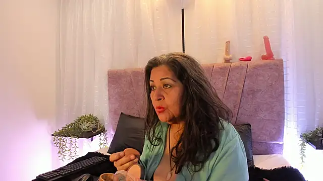 Victoriaa Anderson online show from 03/31/26, 04:31