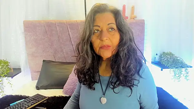 Victoriaa Anderson online show from 03/19/26, 01:33