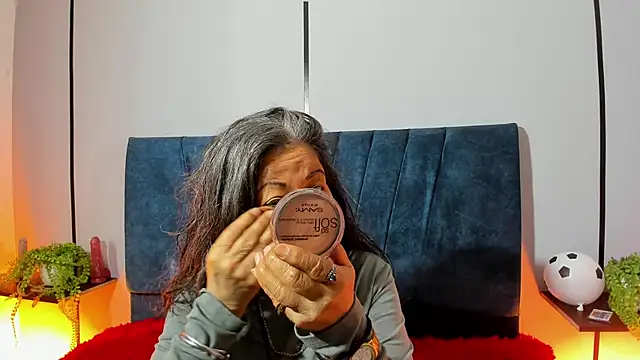 Victoriaa Anderson online show from 06/13/26, 01:31