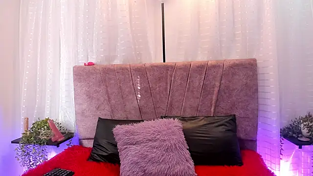 Victoriaa Anderson online show from 06/02/26, 12:27