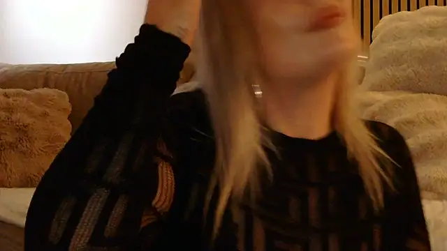 lorenarowena online show from 02/06/26, 03:08