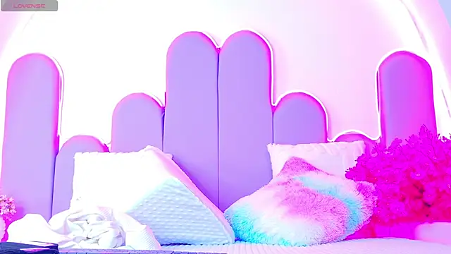 BunnySexyy18 online show from 05/02/26, 03:12