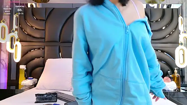 BunnySexyy18 online show from 11/23/25, 11:20