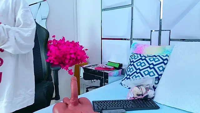 Snapshot of BunnySexyy18 chatting on 02/14/26, 03:07 BunnySexyy18 online show from 02/14/26, 03:07