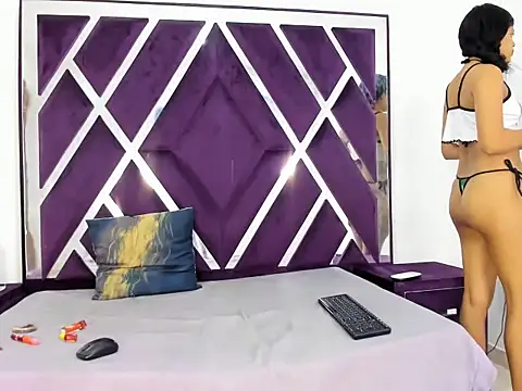 ninaasm online show from 01/15/26, 12:52