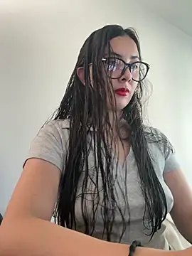 HaileyyyyModel online show from 11/08/25, 07:17