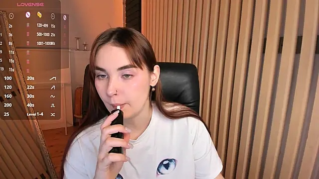  cutie  angel  online show from 11/21/25, 09:41