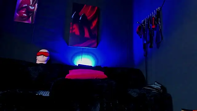 MartinaStones online show from 03/18/26, 12:25