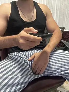 DARK0924 online show from 12/01/25, 02:29