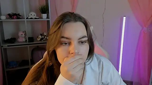 FrancescaCavaliere online show from 11/29/25, 09:09