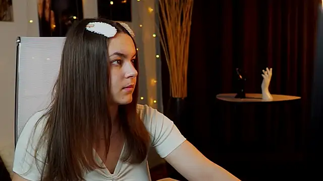 Snapshot of FrancescaCavaliere chatting on 07/10/26, 01:00 FrancescaCavaliere online show from 07/10/26, 01:00