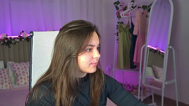 Snapshot of FrancescaCavaliere chatting on 07/08/26, 03:56 FrancescaCavaliere online show from 07/08/26, 03:56