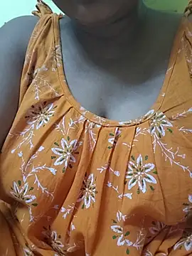 Snapshot of hotjuhi8 chatting on 11/13/25, 06:34 hotjuhi8 online show from 11/13/25, 06:34