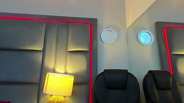 EllaEvanz online show from 02/04/26, 10:27