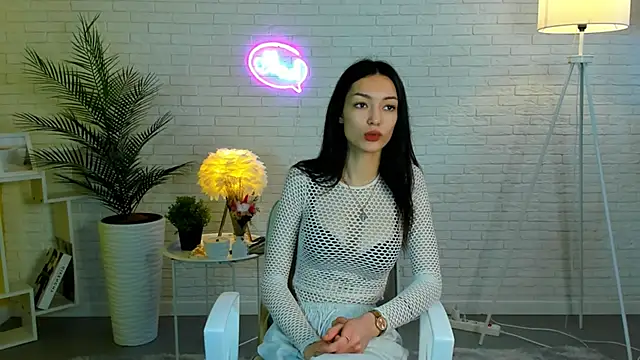 LannieHeart online show from 11/10/25, 07:24