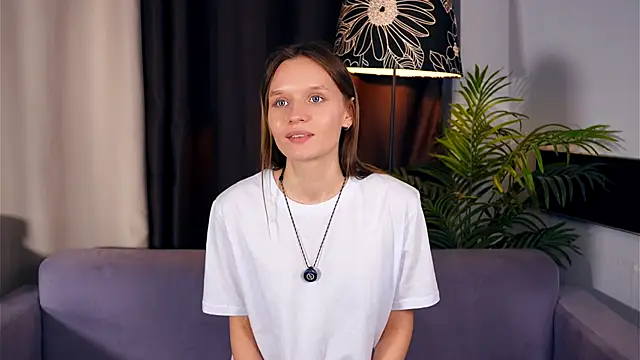 Snapshot of EdythLao chatting on 11/10/25, 11:59 EdythLao online show from 11/10/25, 11:59