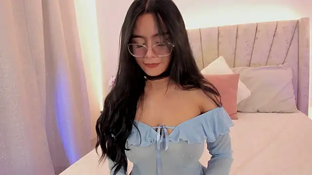 Snapshot of miel_18 chatting on 07/22/26, 03:41 miel 18 online show from 07/22/26, 03:41