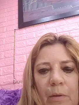 karlaanqui1 online show from 05/11/26, 04:04