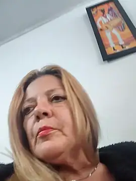 karlaanqui1 online show from 03/08/26, 03:48