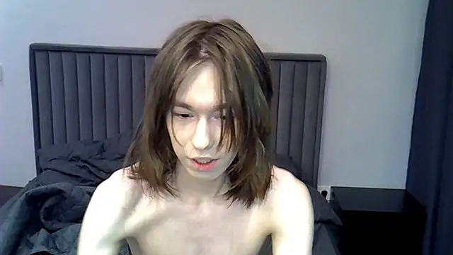 kr1sfemboy online show from 12/22/25, 01:11