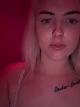 Bonnie-Blonde online show from 11/09/25, 05:39