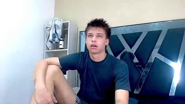 Liam York  online show from 03/22/26, 05:10