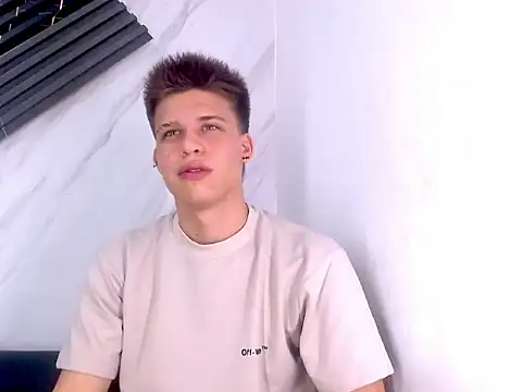 Liam York  online show from 02/18/26, 03:15