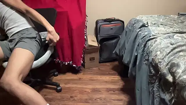 BabyBoyK17 online show from 12/02/25, 10:28