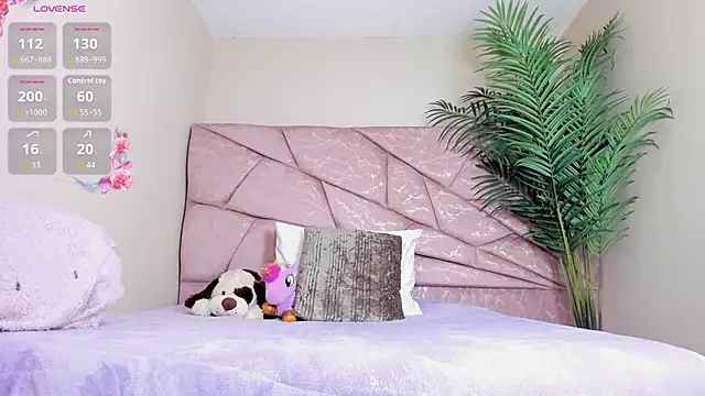  Naomi Fox  online show from 01/15/26, 01:14