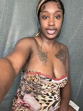 ToyaThick online show from 12/03/25, 05:56